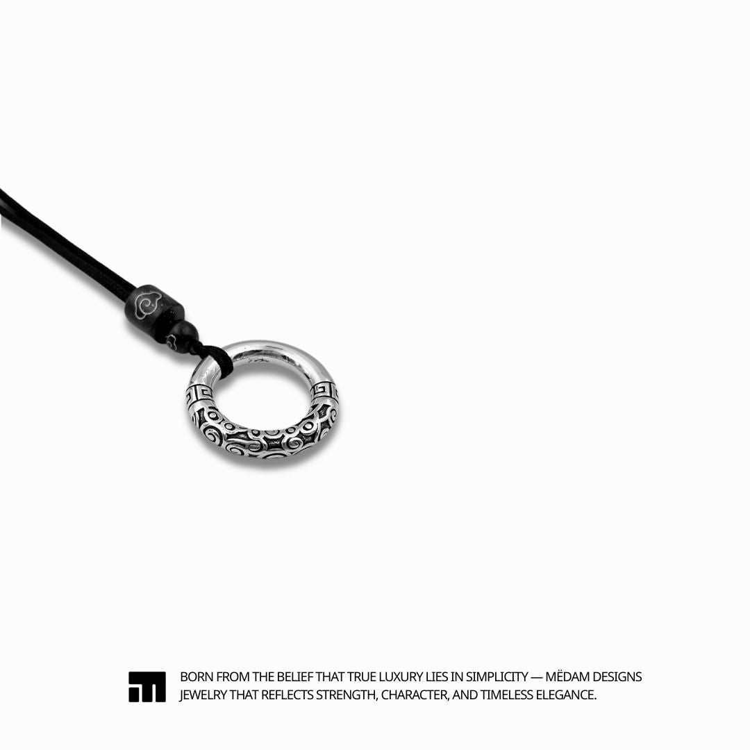 TƯỜNG VÂN NECKLACE