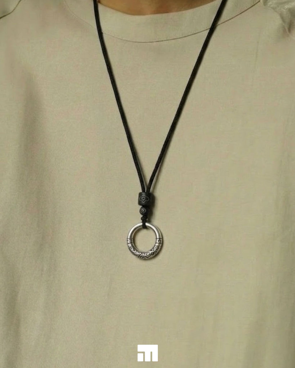 TƯỜNG VÂN NECKLACE